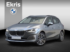 BMW 2-serie Active Tourer - 220i | Luxury Line | Premium Pack | Comfort Access | Sportstoelen | Adaptive LED | Verwarm