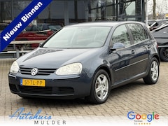Volkswagen Golf - 1.6 FSI Optive Airco/5 deuren rijdt super/ nieuwe remmen voorzijde