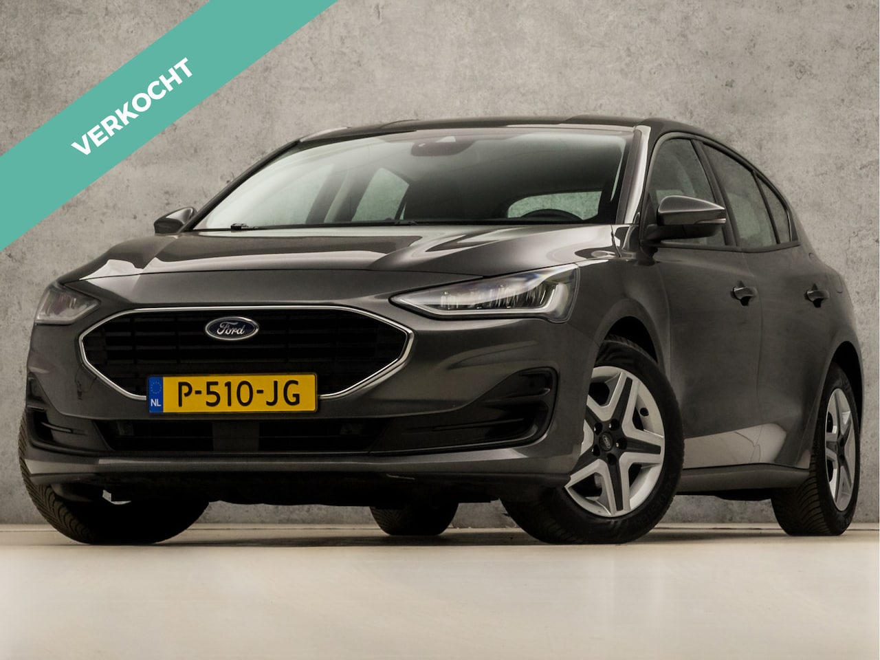 Ford Focus - 1.0 EcoBoost Sport (APPLE CARPLAY, GROOT NAVI, PARKEERSENSOREN, SPORTSTOELEN, LED KOPLAMPE - AutoWereld.nl