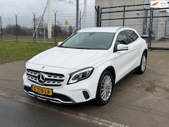 Mercedes-Benz GLA-Klasse - 180 Business Solution AMG Leder Xenon Leder