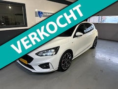Ford Focus - 1.0 EcoBoost Hybrid ST Line X Pano|155PK