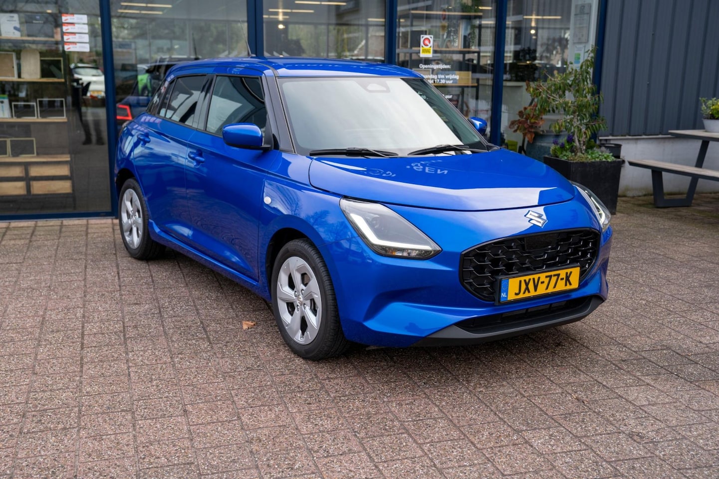 Suzuki Swift - 1.2 Comfort Smart Hybrid|Prijs rijklaar incl. 12 mnd garantie| LMV DAB Carplay/Android aut - AutoWereld.nl