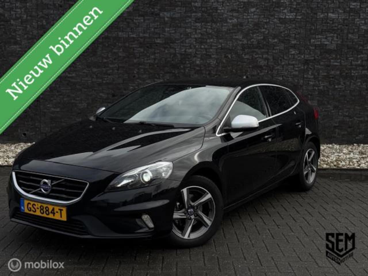Volvo V40 - 2.0 D2 R-Design|Stoelverwarming|PDC|Xenon| - AutoWereld.nl