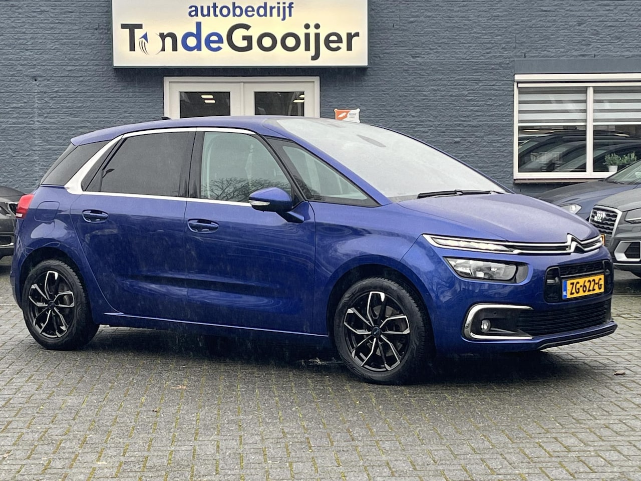 Citroën C4 Picasso - 1.6 THP Aut. Shine | NAV. | CAMERA | TREKHAAK (1.600 kg) | 1e EIG. | 165 PK | - AutoWereld.nl