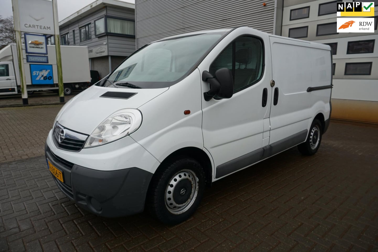 Opel Vivaro - 2.0 CDTI L1H1 84KW EcoFLEX / AIRCO / NAP /2X SCHUIFDEUREN - AutoWereld.nl