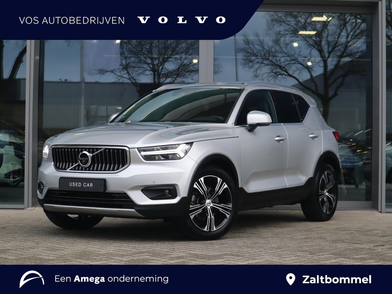 Volvo XC40 - 2.0 T4 Inscription | Schuifdak | 360 camera | elektrische stoelen | - AutoWereld.nl