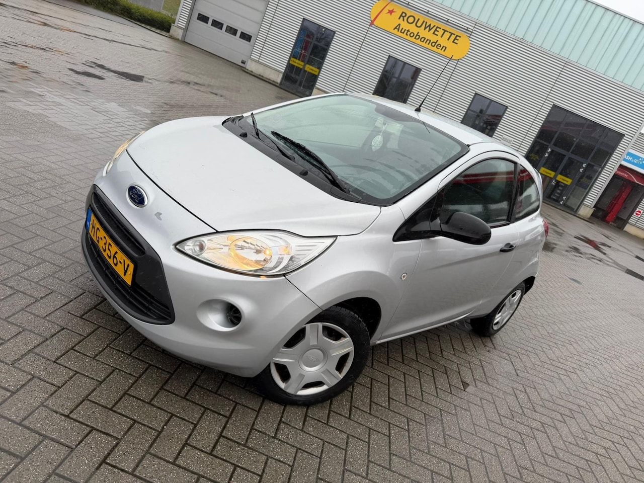 Ford Ka - 1.2 Cool&Sound AIRCO NIEUWE APK - AutoWereld.nl