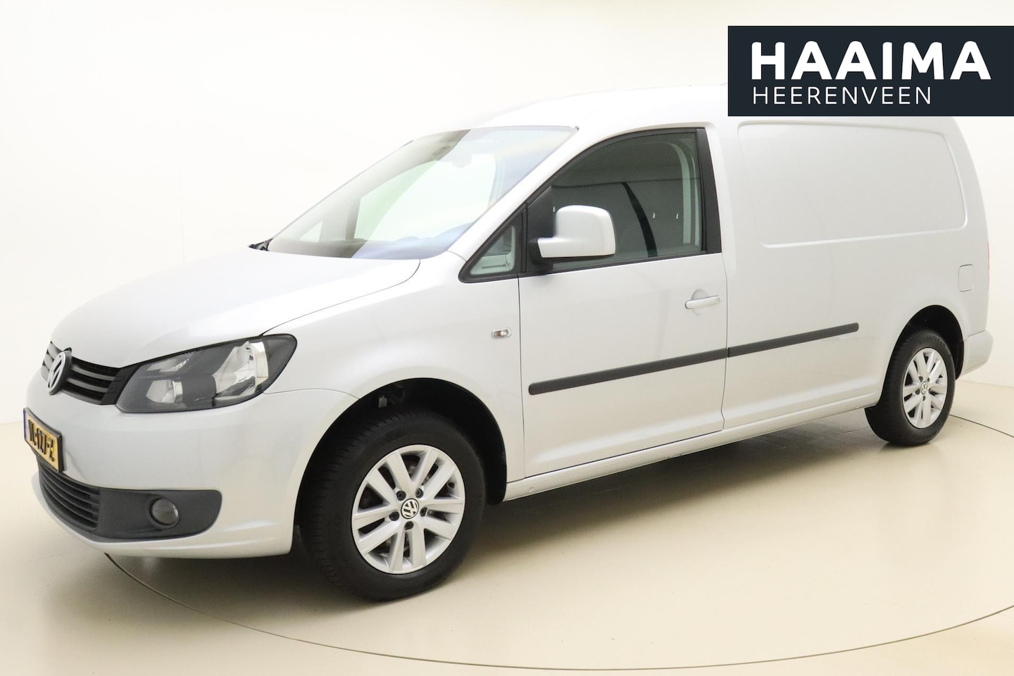 Volkswagen Caddy Maxi - 1.6 TDI | Navigatie | Verlengd | Airco | Metaallak | Dakraam | Parkeersensoren | Lichtmeta - AutoWereld.nl