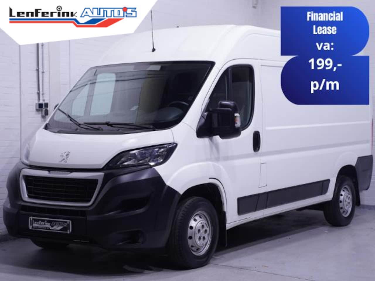 Peugeot Boxer - 2.2 BlueHDi 140 pk L2H2 Premium Navi, Camera Laadruimte Pakket, Trekhaak 2.500 kg, 3-Zits - AutoWereld.nl