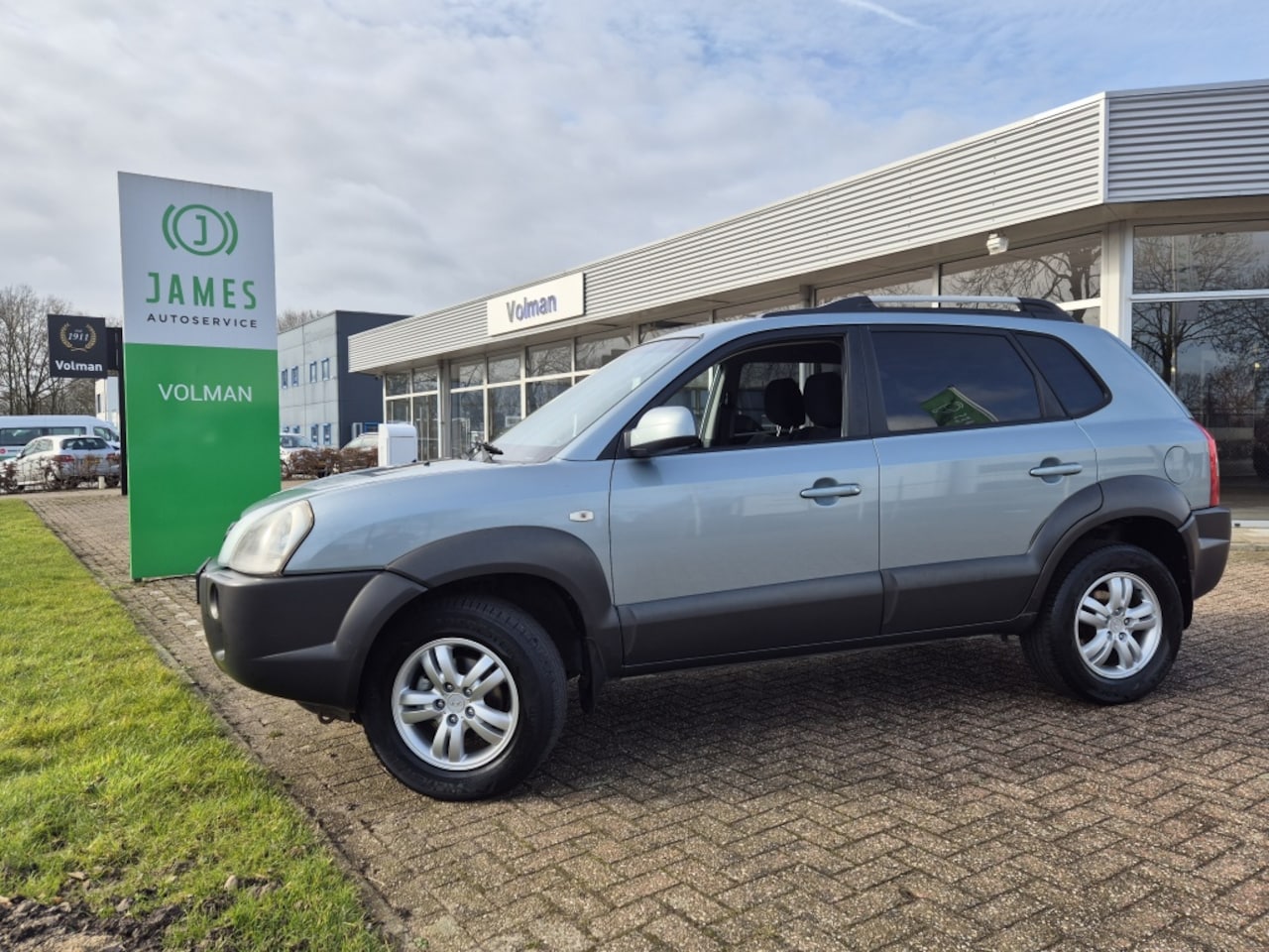 Hyundai Tucson - 2.0i Style 2.0i Style - AutoWereld.nl