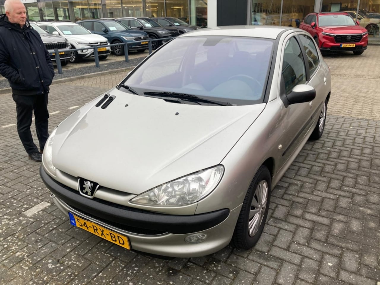 Peugeot 206 - 1.6-16V Gentry 1.6-16V Gentry - AutoWereld.nl