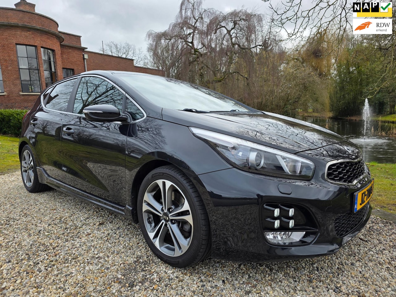 Kia Cee'd - 1.0 T-GDi GT-Line 5-deurs AIRCO/cruise/NAVI - AutoWereld.nl