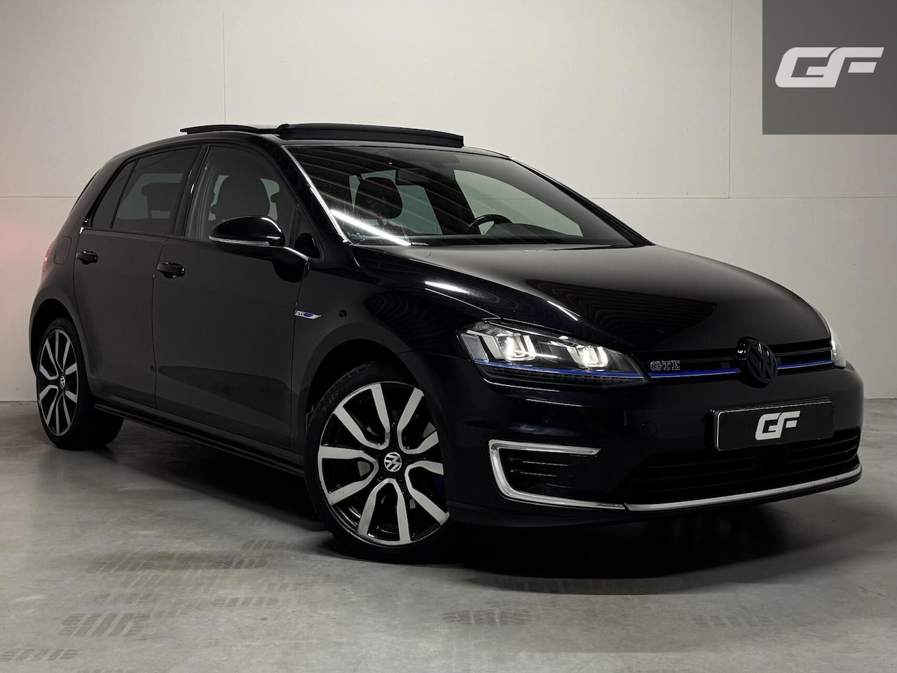Volkswagen Golf - 1.4 TSI GTE Pano DSG Navi Cruise PDC NAP - AutoWereld.nl