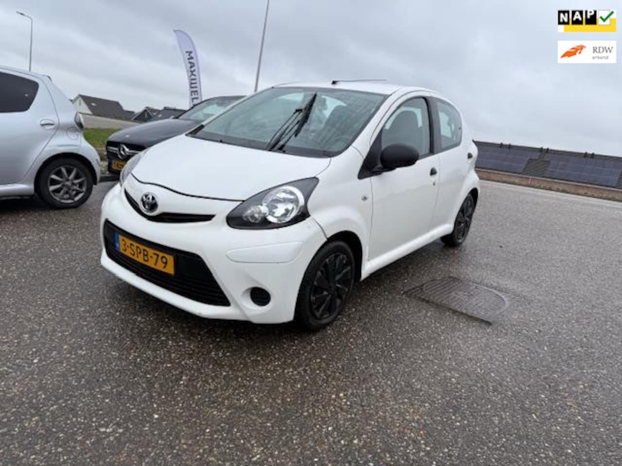 Toyota Aygo - 1.0 VVT-i Now Airco NAP APK 11-26 Elek.pakket - AutoWereld.nl