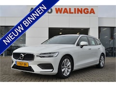 Volvo V60 - 2.0 B3 Momentum Vol Leer | Camera | Stoel en stuurverw. | Trekhaak 1800kg Carplay | Dealer