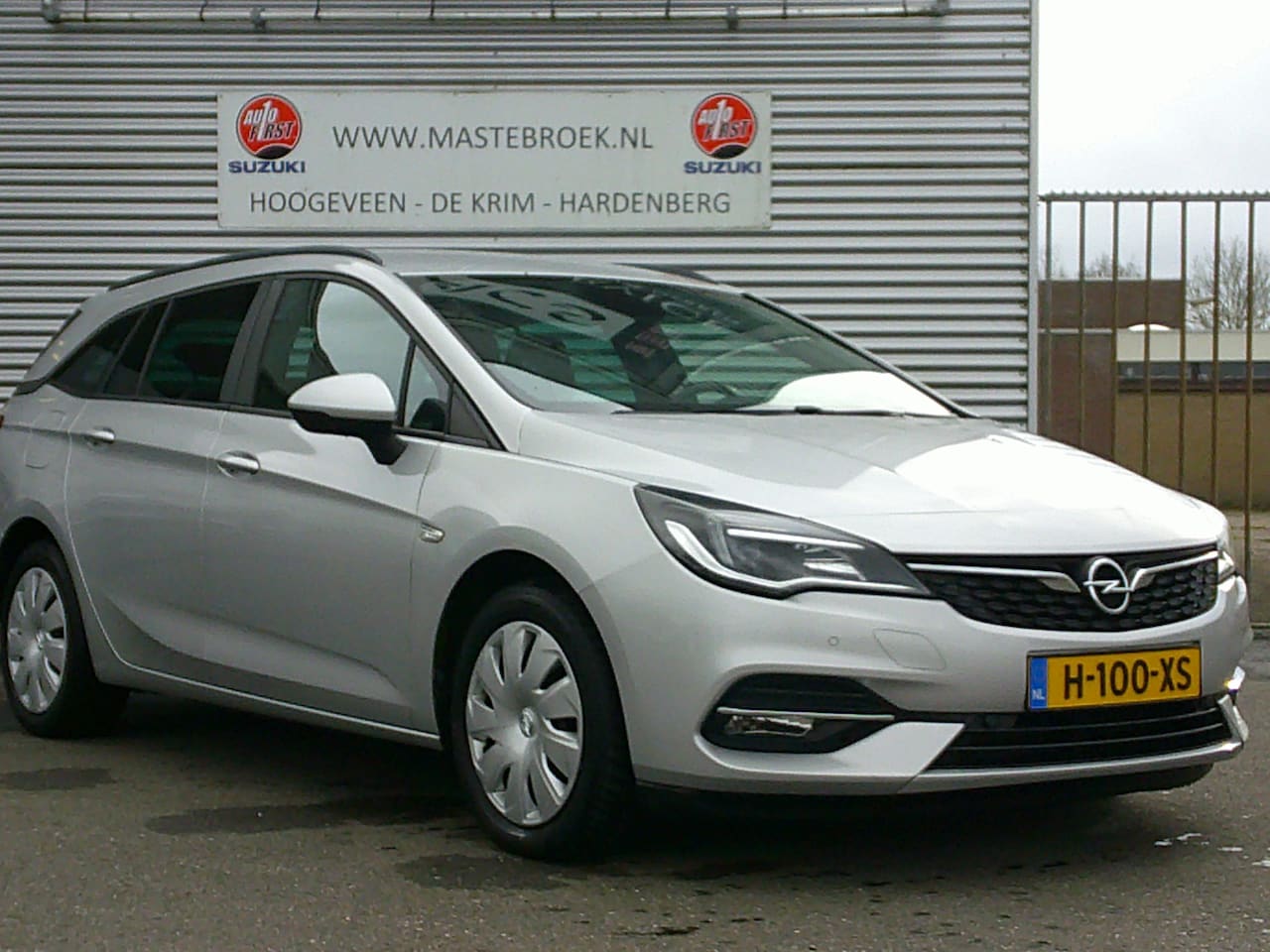 Opel Astra Sports Tourer - 1.2 Business Edition Staat in Hoogeveen - AutoWereld.nl