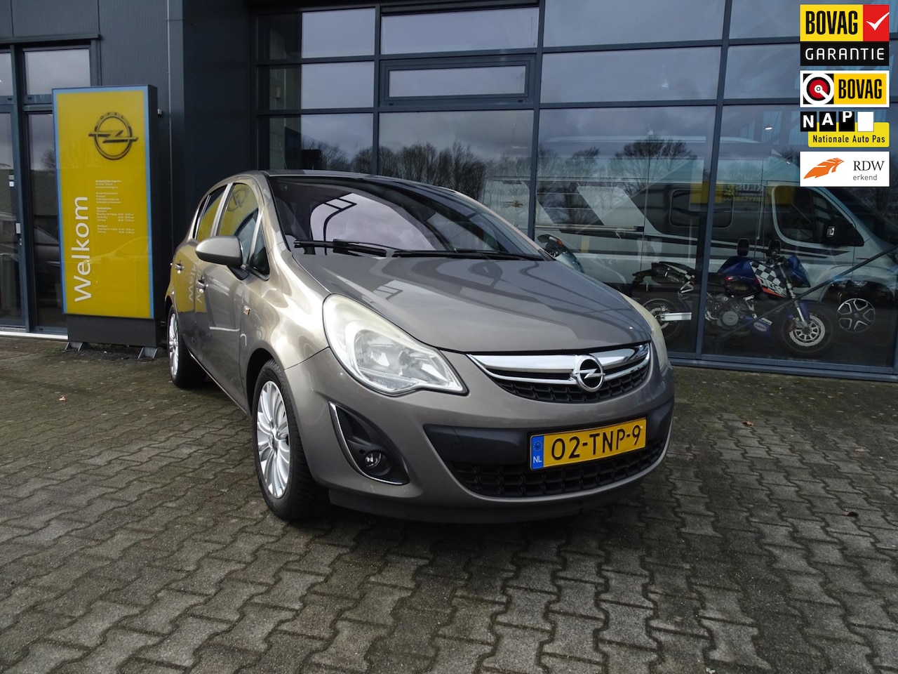 Opel Corsa - 1.4-16V Cosmo 1.4-16V Cosmo - AutoWereld.nl