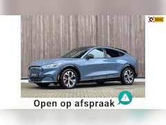 Ford Mustang Mach-E - Premium AWD 75 kWh / 19' / Winterpack /