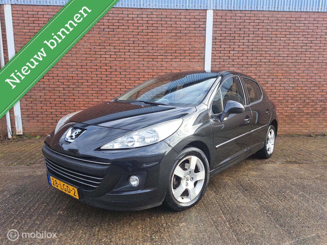 Peugeot 207 - 1.6 VTi XS 1.6 VTi XS - AutoWereld.nl