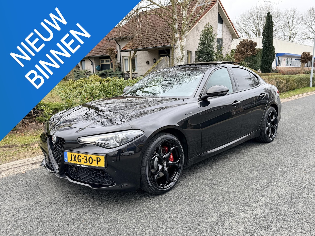 Alfa Romeo Giulia - 2.0T Veloce Q4 AWD 280PK Pano•Leder - AutoWereld.nl