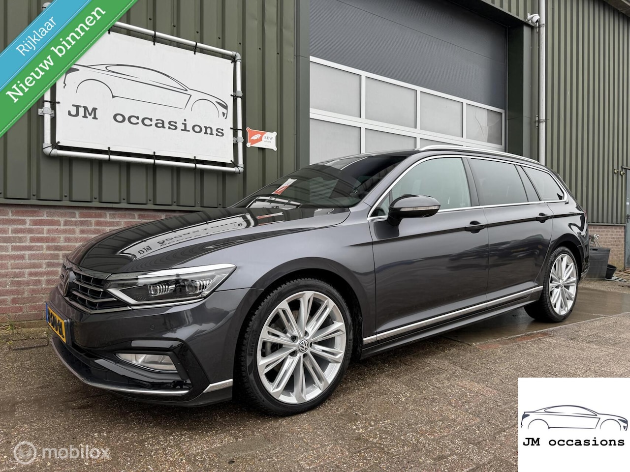 Volkswagen Passat Variant - 2.0 TSI R-Line DSG|360 camera|LED| - AutoWereld.nl