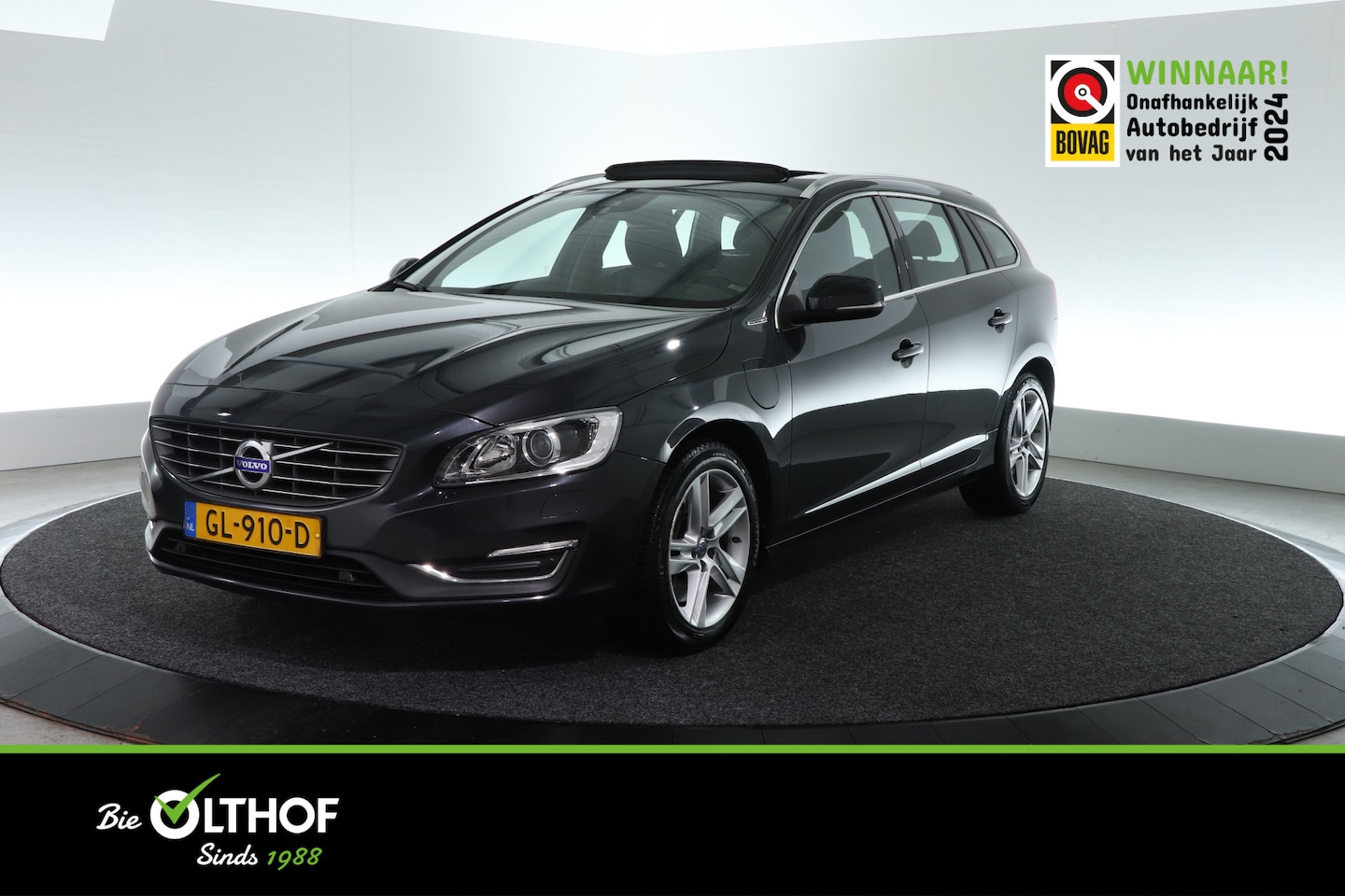 Volvo V60 - 2.4 D6 Twin Engine Summum | SCHUIF-KANTEL | TREKHAAK | - AutoWereld.nl
