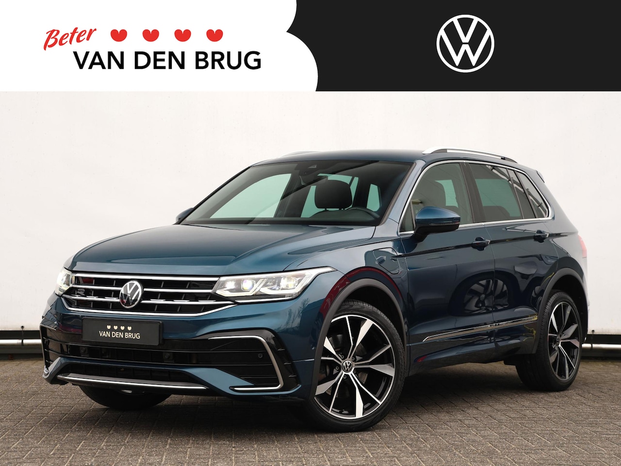 Volkswagen Tiguan - 1.4 TSI eHybrid R-Line 218 pk DSG | Keyless | Matrix LED | Stoel- en stuurverwarming | Sid - AutoWereld.nl