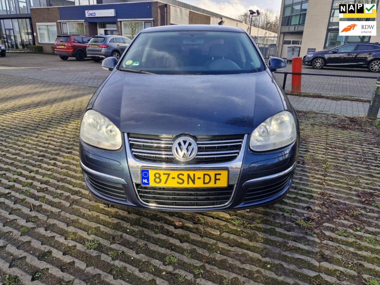 Volkswagen Jetta - 1.6 Comfortline Bj.2006 Kmst.233371 met APK tot 10-03-2027 - AutoWereld.nl