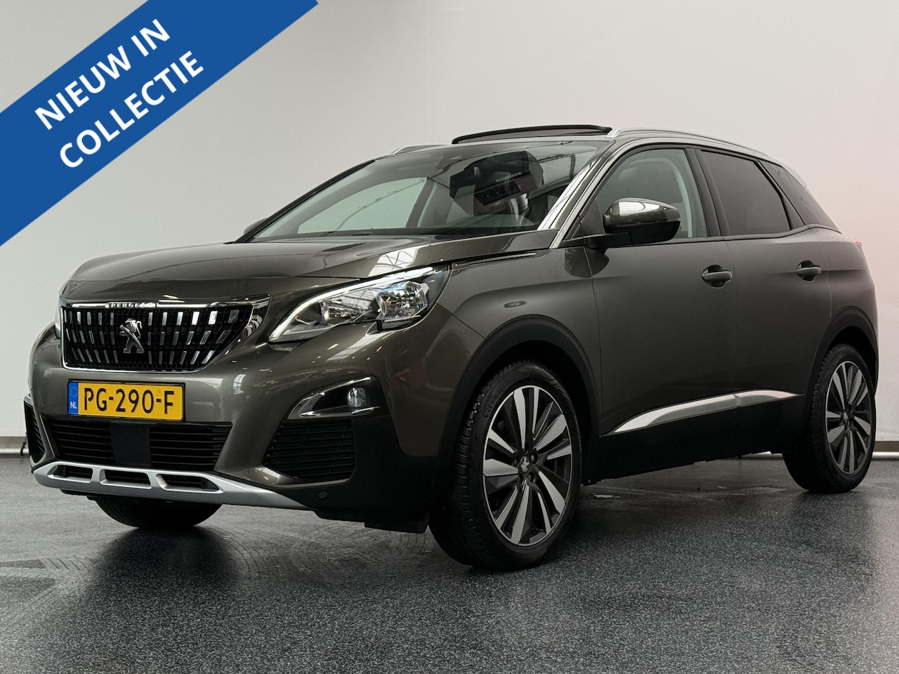 Peugeot 3008 - 1.2 Turbo Blue Lease Premium | Schuifdak | Keyless | Camera | - AutoWereld.nl