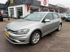 Volkswagen Golf - 1.0 TSI Comfortline PDC/adapt.cruise/carplay/trekhaak