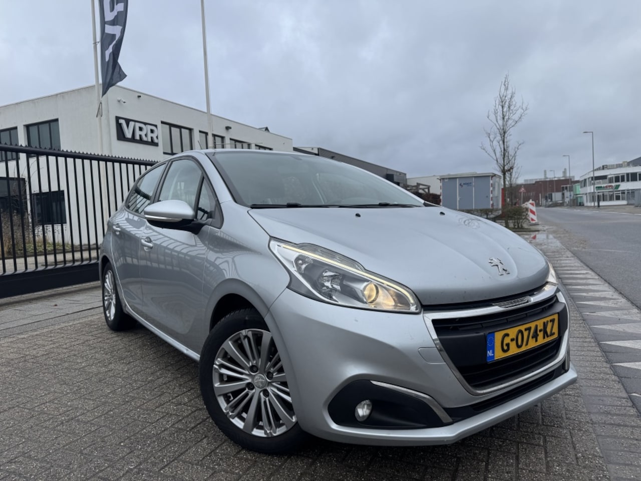 Peugeot 208 - 1.6 B.HDi Blue Lease Navigatie|JBLSpeakers 2016 - AutoWereld.nl