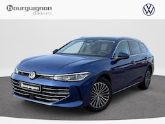 Volkswagen Passat Variant - 2.0 TDI 110kW DSG7 Elegance | 150 pk | Trekhaak | DIESEL | Automaat |Massage Stoelen | LED