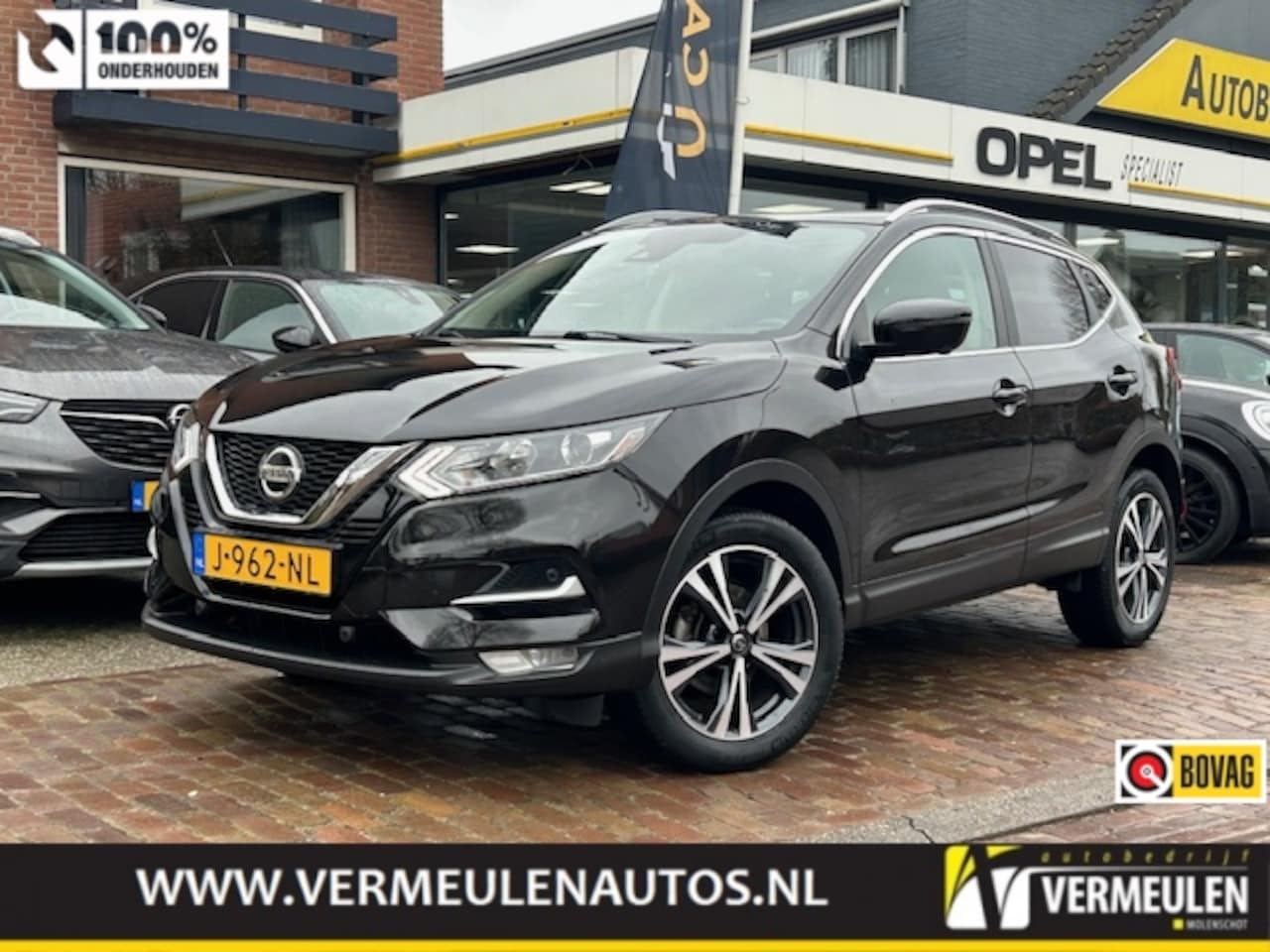 Nissan Qashqai - 1.3 DIG-T 140PK N-Connecta + 18"/ Navi/ Clima/ Cruise/ Panorama/ Camera/ CarPlay/ NL auto - AutoWereld.nl