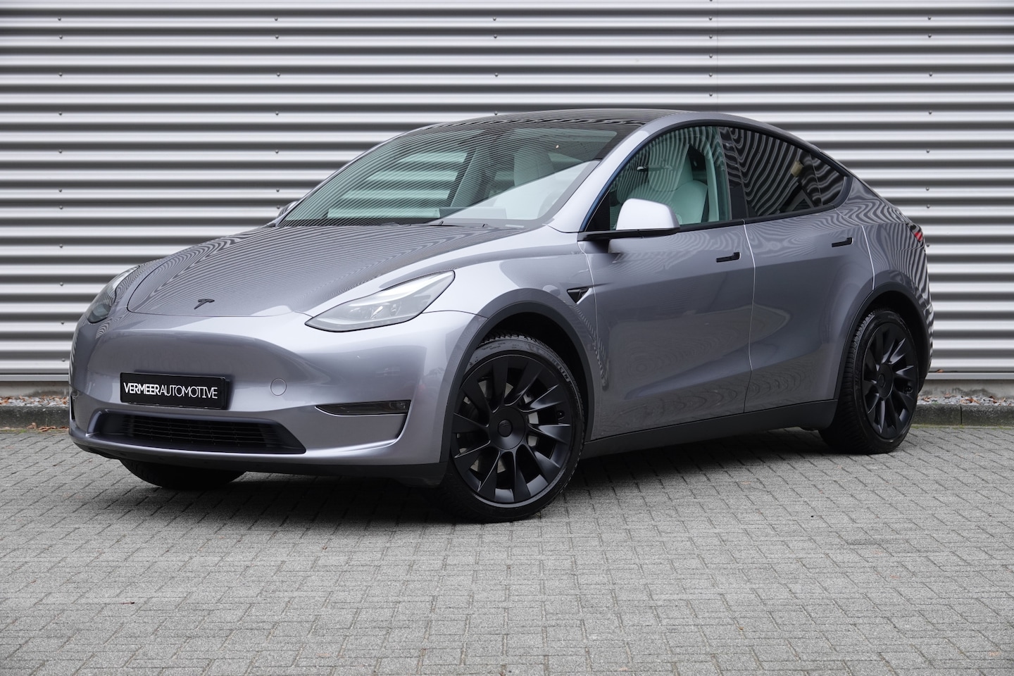 Tesla Model Y - Long Range AWD 75 kWh Panorama | Leder Ivoor | NAP | - AutoWereld.nl