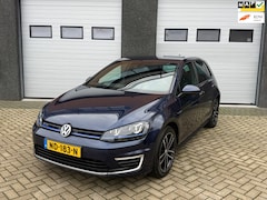 Volkswagen Golf - 1.4 TSI GTE Connected Series NAP/NAVI/CLIMA