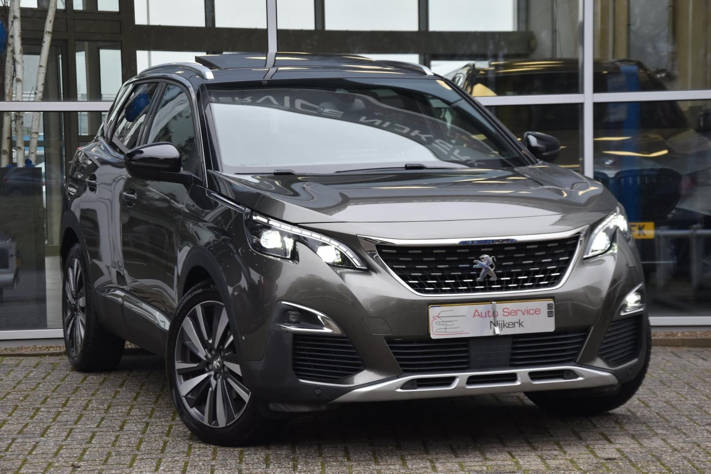 Peugeot 3008 - 1.2 PureTech GT Line Airco Leder Pano. dak Camera Led 1ste Eigenaar - AutoWereld.nl