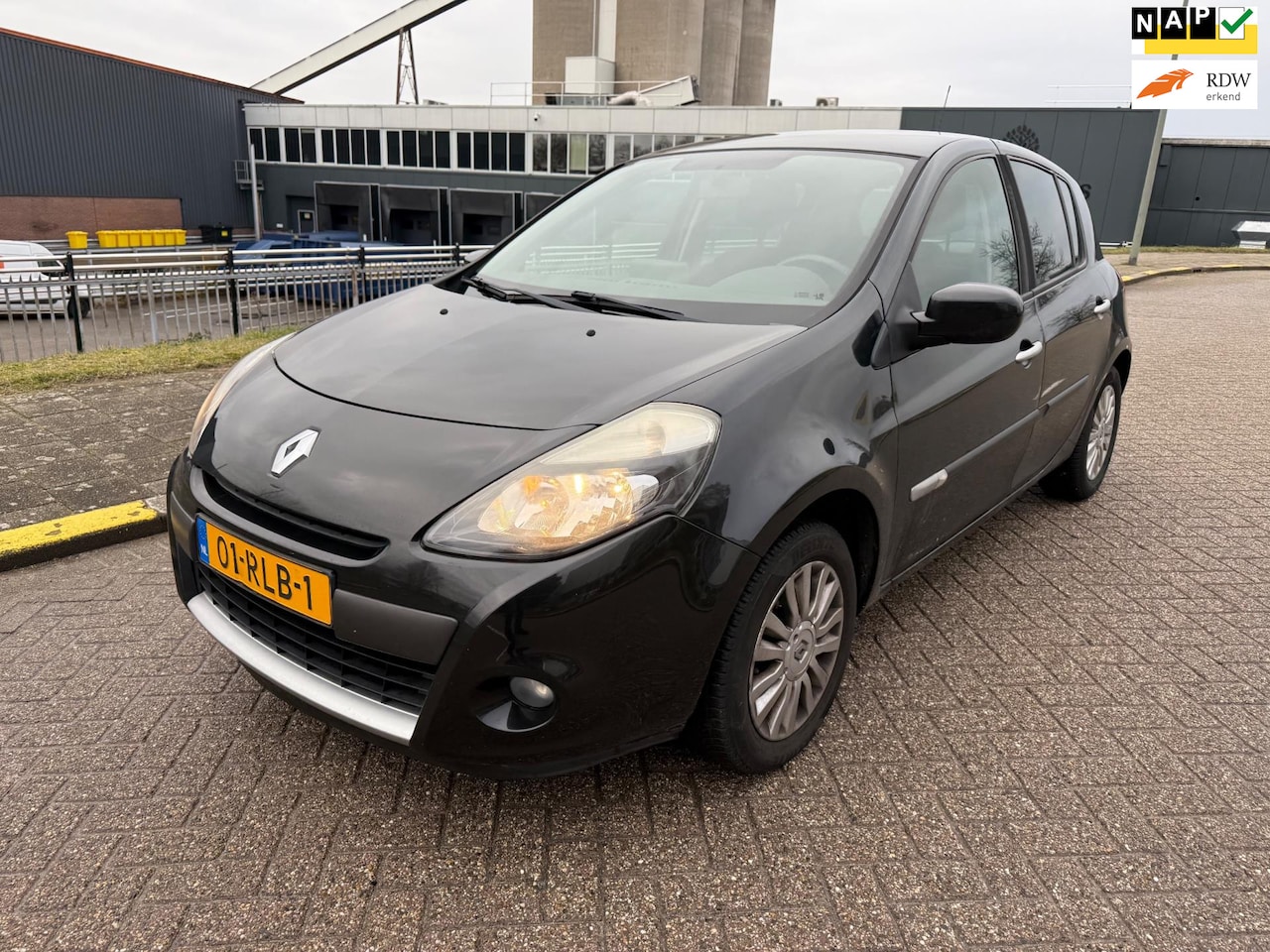 Renault Clio - 1.2 Collection 1.2 Collection - AutoWereld.nl