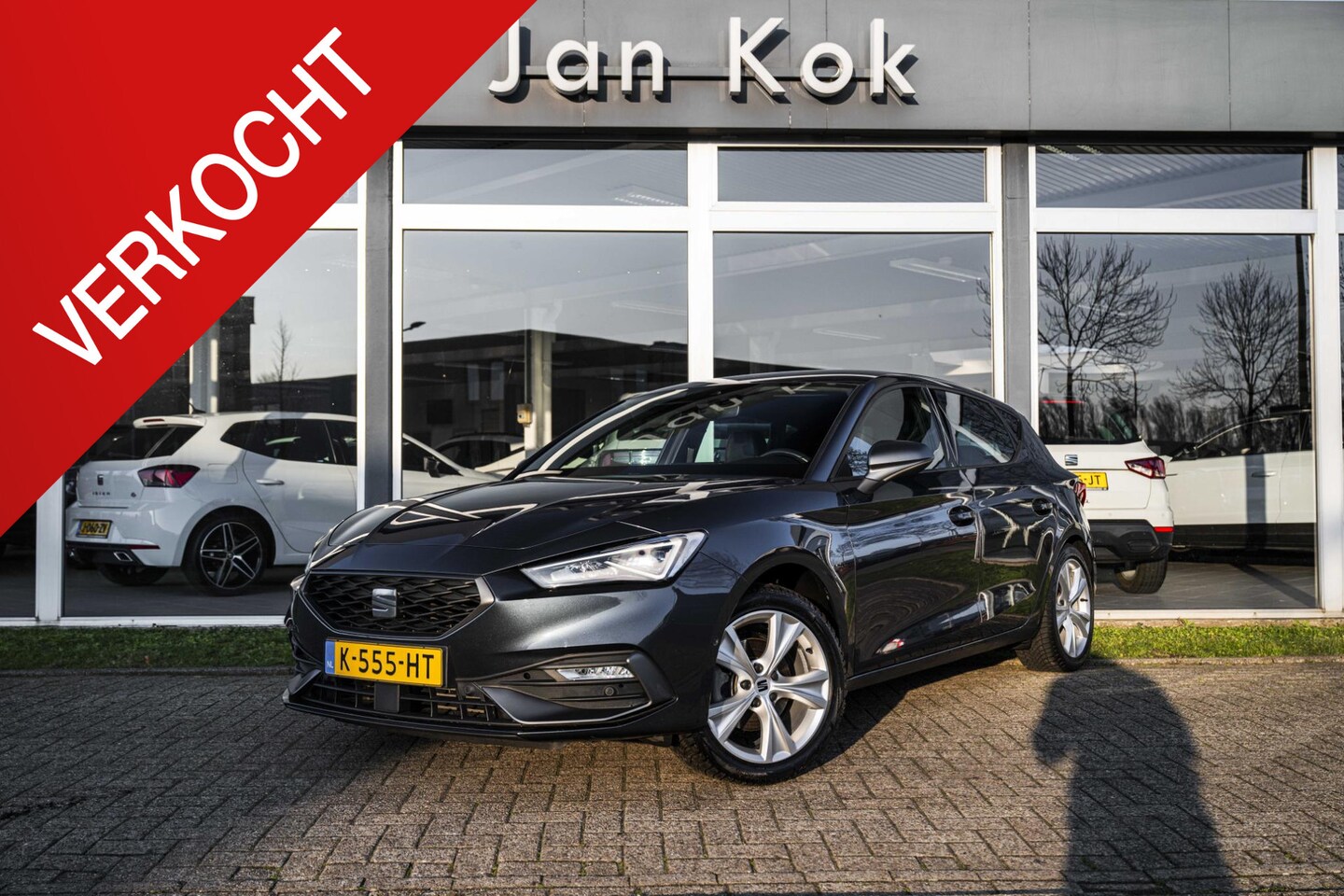 SEAT Leon - 1.5 TSi 150 pk FR Launch Edition | Virtual Cockpit | Signature LED - AutoWereld.nl