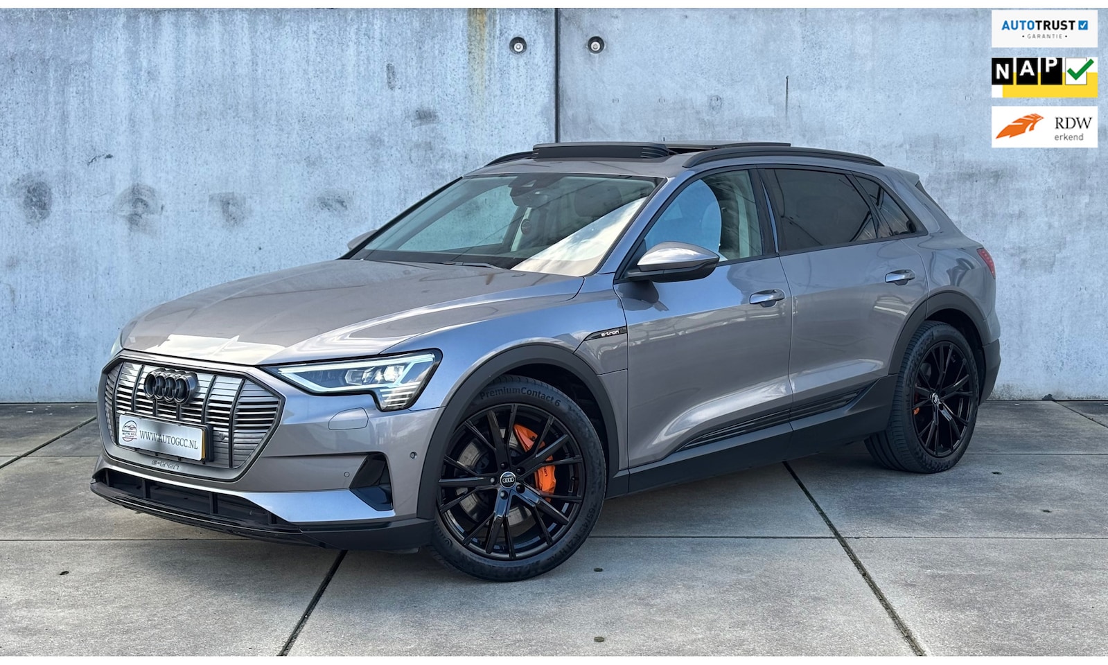 Audi e-tron - 50 QUATTRO LAUNCH EDITION TREKHAAK PANO SOH 87% NAP - AutoWereld.nl
