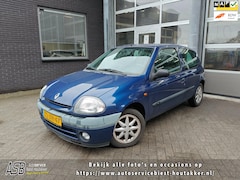 Renault Clio - 1.4 RN MAX | *PARTICULIERE VERKOOP* | Dakraam | Centrale vergrendeling + Afstandsbediening