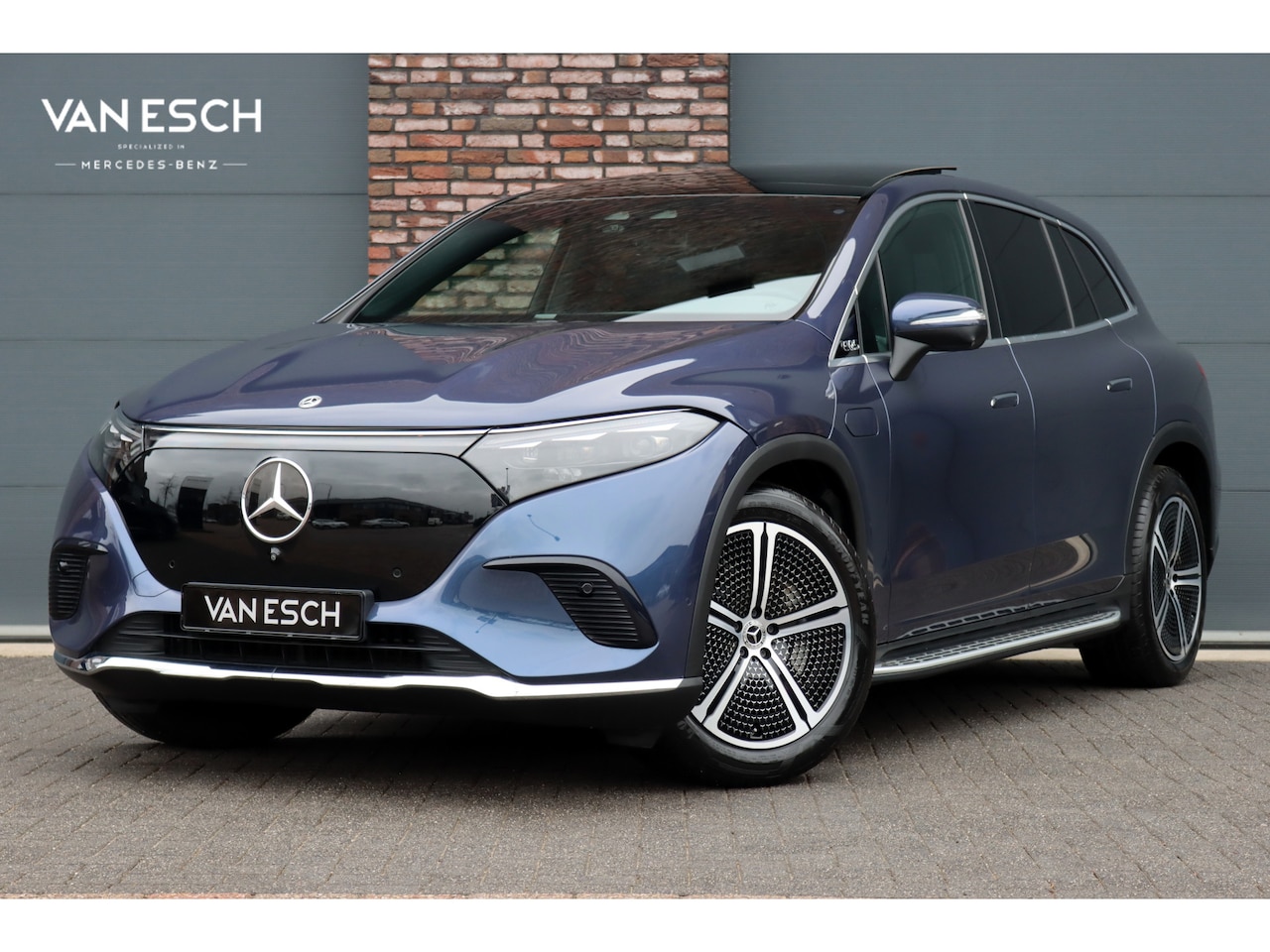 Mercedes-Benz EQS SUV - 500 4MATIC Luxury Line 108 kWh | Luchtvering | Hyperscreen | Achterasbesturing | Distronic - AutoWereld.nl