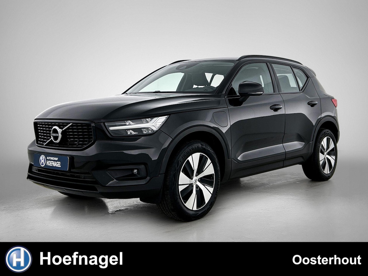 Volvo XC40 - 1.5 T4 Recharge R-Design Expression | Automaat | Cruise control | Navigatie - AutoWereld.nl