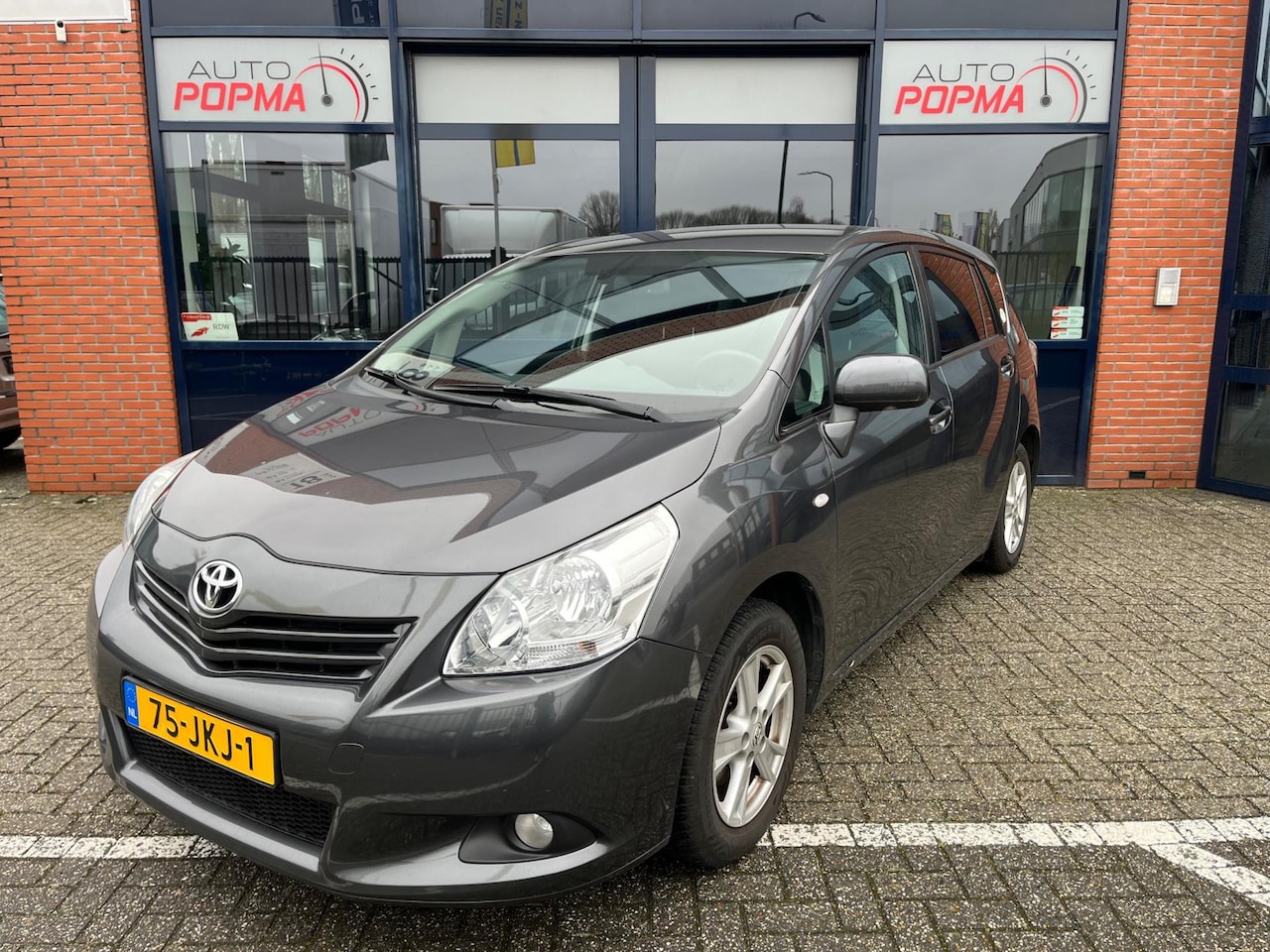 Toyota Verso - 1.8 VVT-i 147pk Dynamic / Trekhaak / Keyless / Cruise / Stoelverw. voor / LET OP FOTO's AC - AutoWereld.nl