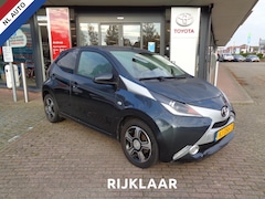 Toyota Aygo - 1.0 VVT-i x-clusiv cabriodak