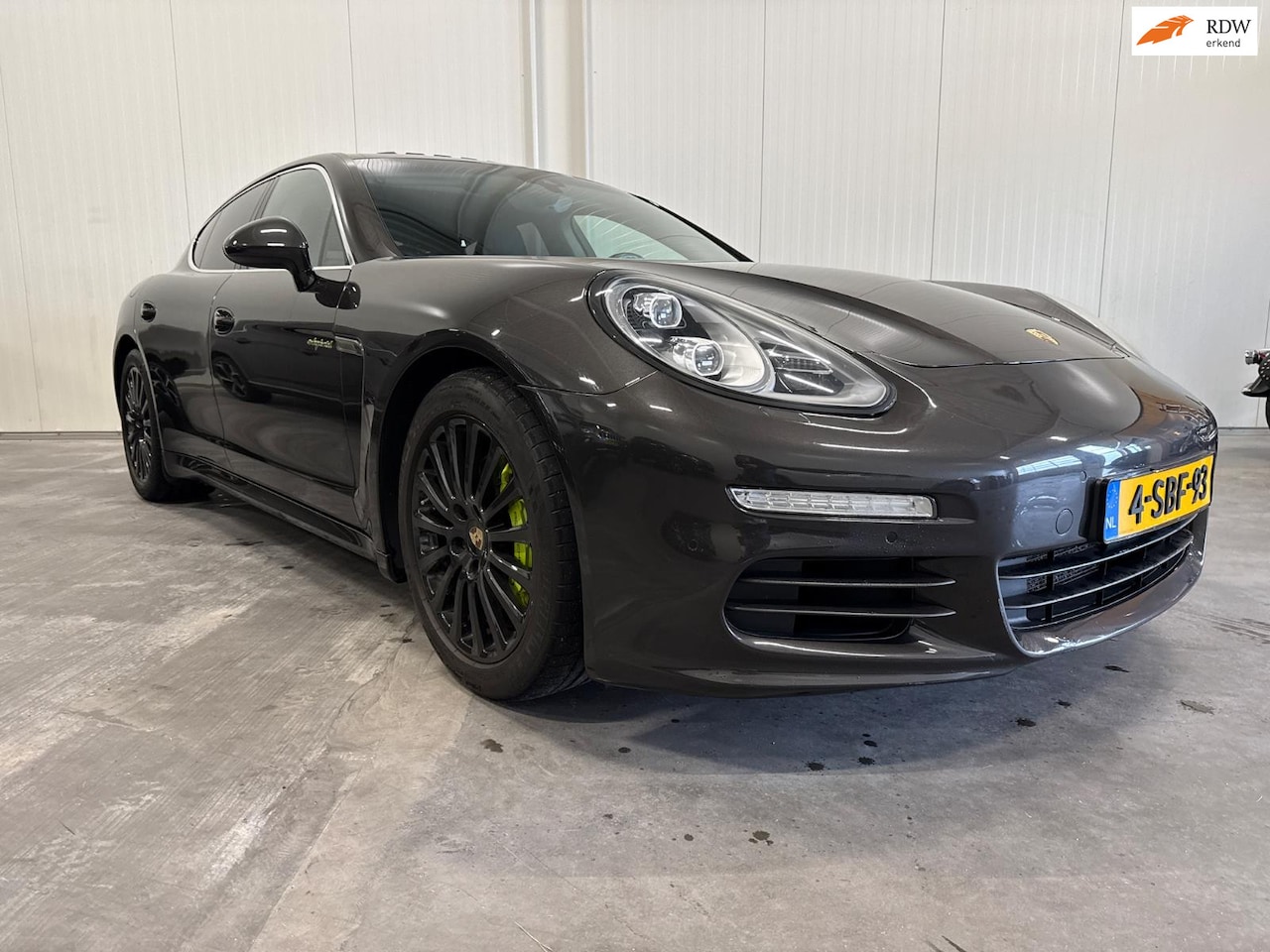 Porsche Panamera - 3.0 S E-Hybrid I Schuifdak I Luchtvering I Nap I Nederlandse Auto I - AutoWereld.nl