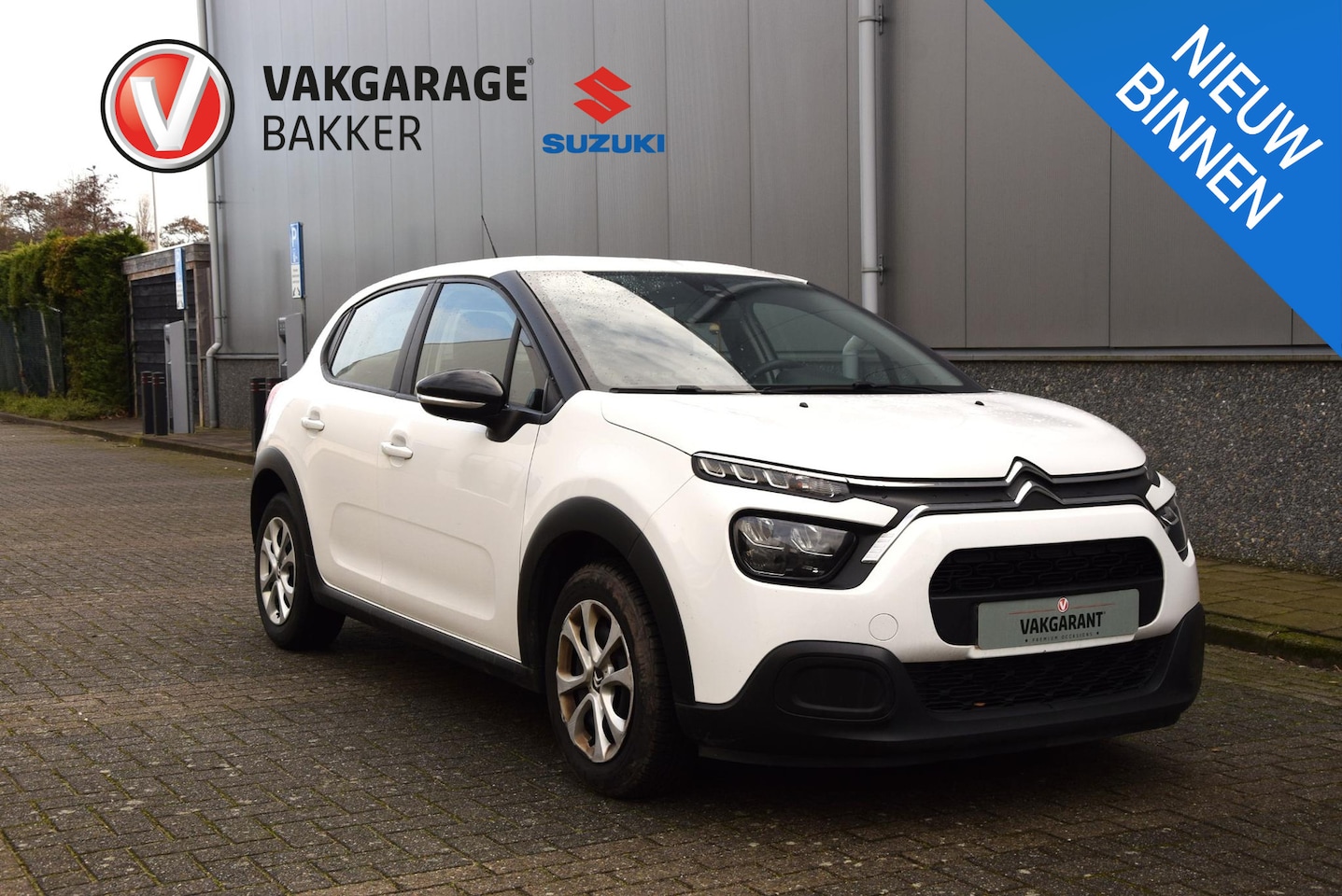 Citroën C3 - 1.2 PureTech Live | Trekhaak | Cruise control | DAB-radio | - AutoWereld.nl