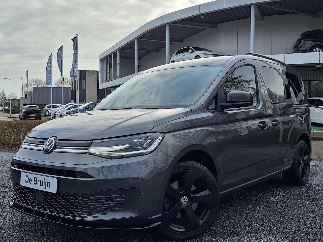 Volkswagen Caddy - 1.5 TSI Life (Camera,Trekhaak,Led,LM) - AutoWereld.nl