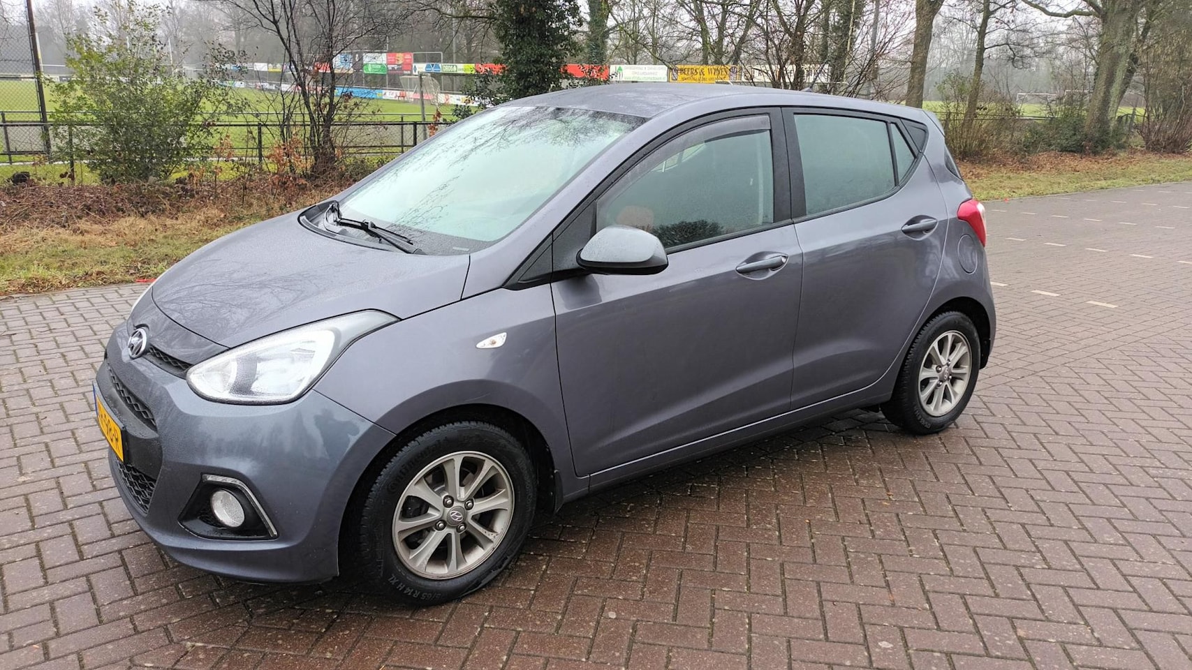 Hyundai i10 - 1.0i i-Motion Airco Stoelverwarming - AutoWereld.nl