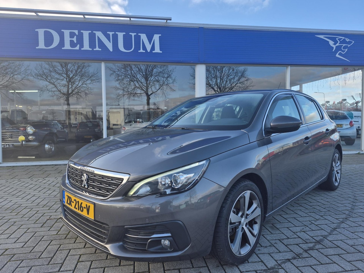Peugeot 308 - 1.2 e-THP 130pk Aut. Allure - AutoWereld.nl