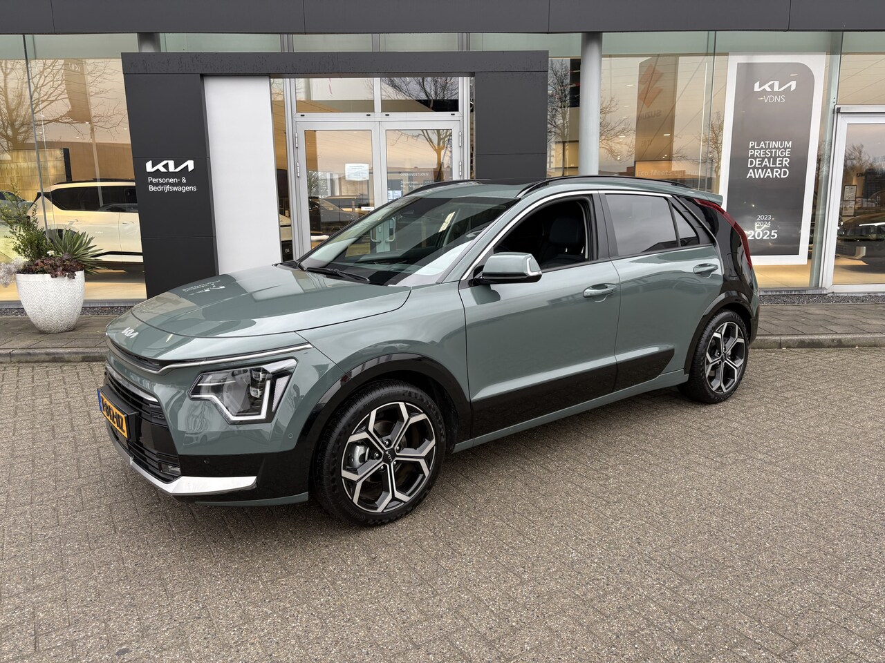 Kia Niro - 1.6 GDi Hybrid ExecutiveLine // trekhaak / info Roel 0492-588951 1e eigenaar // trekhaak / - AutoWereld.nl